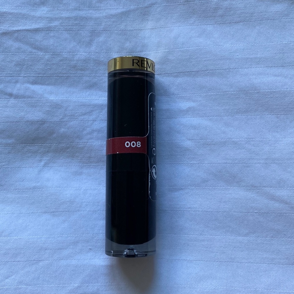 Brand new Revlon super lustrous shine in Rum Raisin